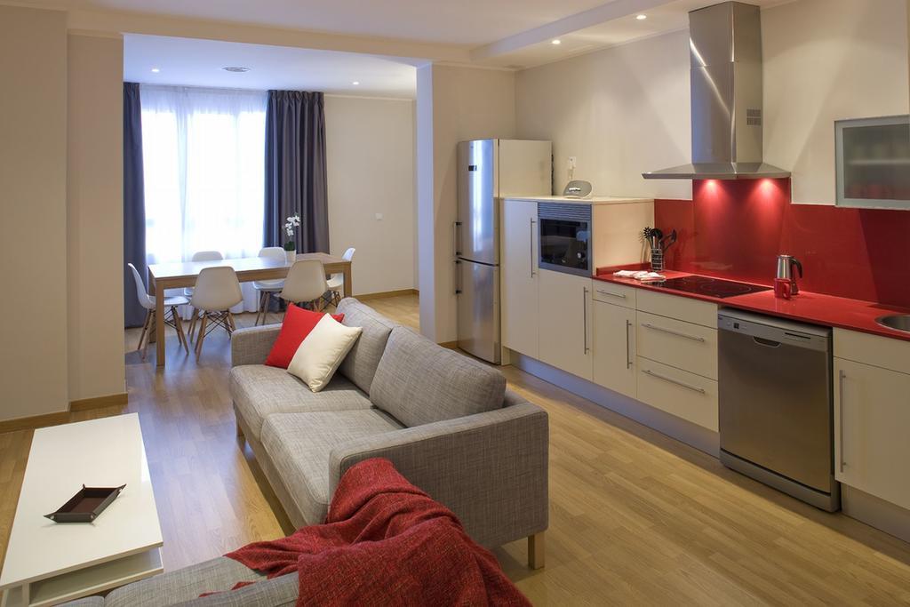 Flateli Pelayo H1 Apartment